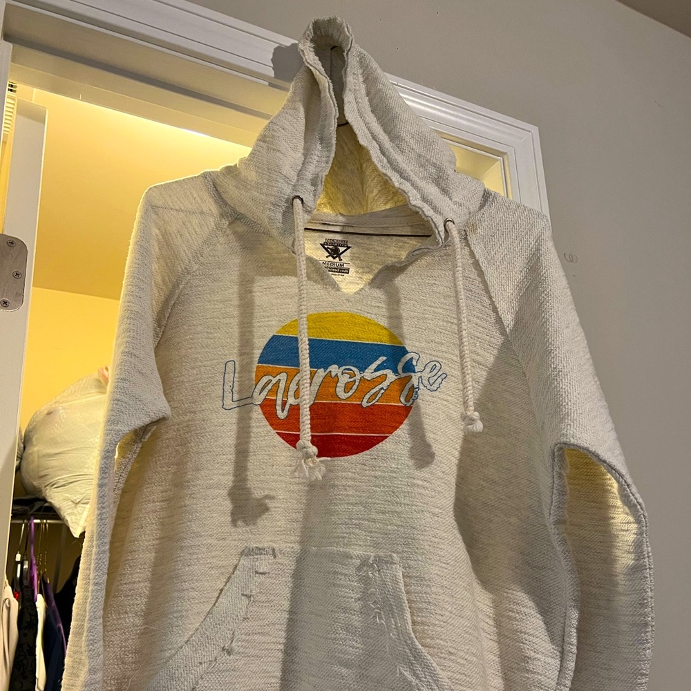 Women’s/Juniors Gently Worn Lacrosse 🥍 Hoodie! SIZE: Medium